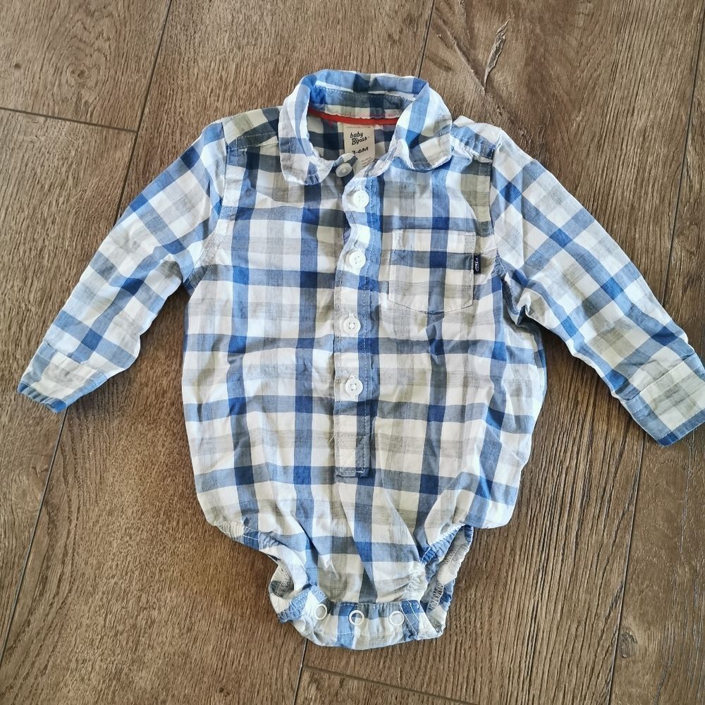 3/$15 Oshkosh B'gosh plaid shirt 3-6 m